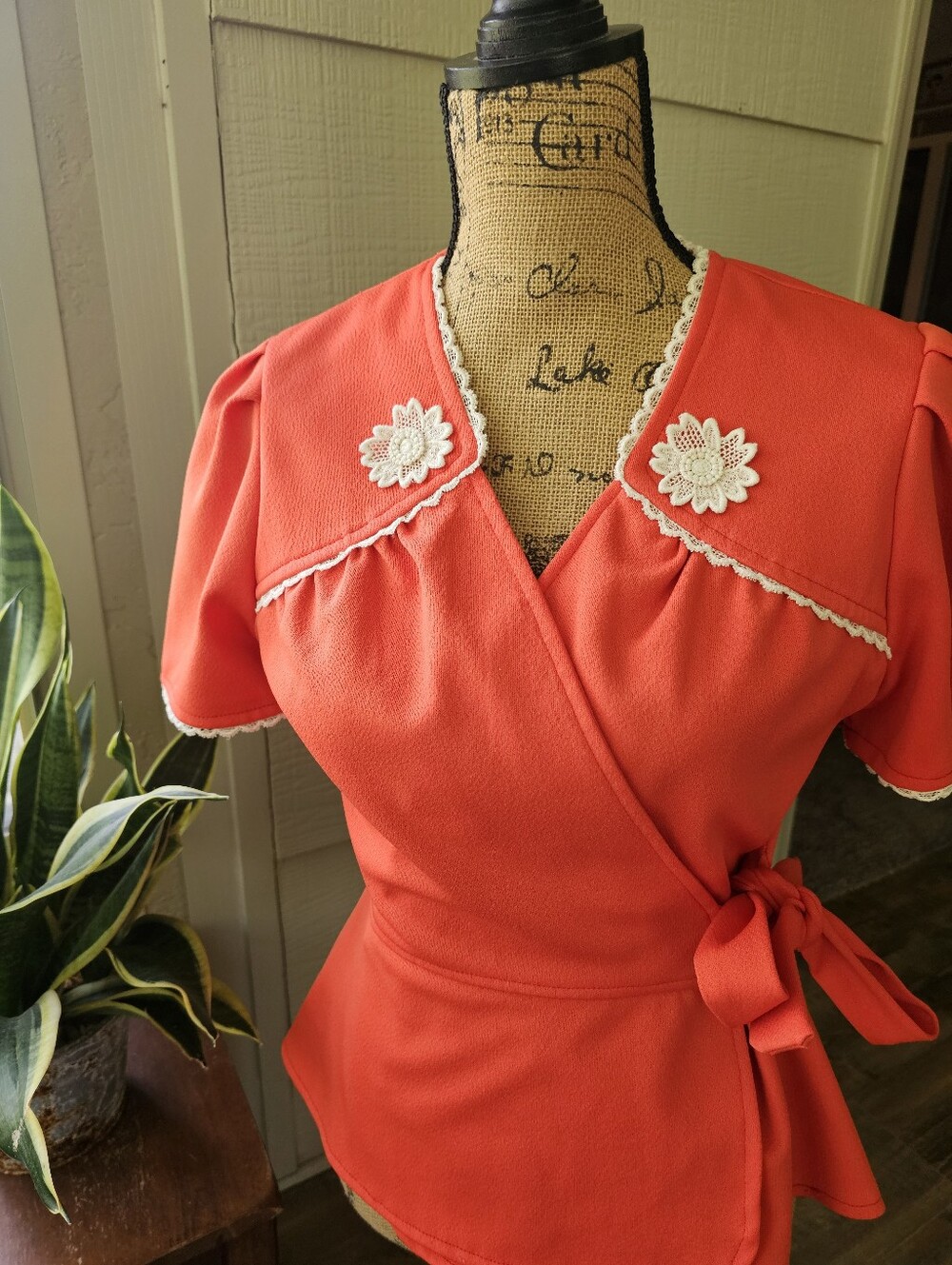 Vintage (1970s) Retro Orange Wrap Blouse w/ White Lace Trim/Details (S)